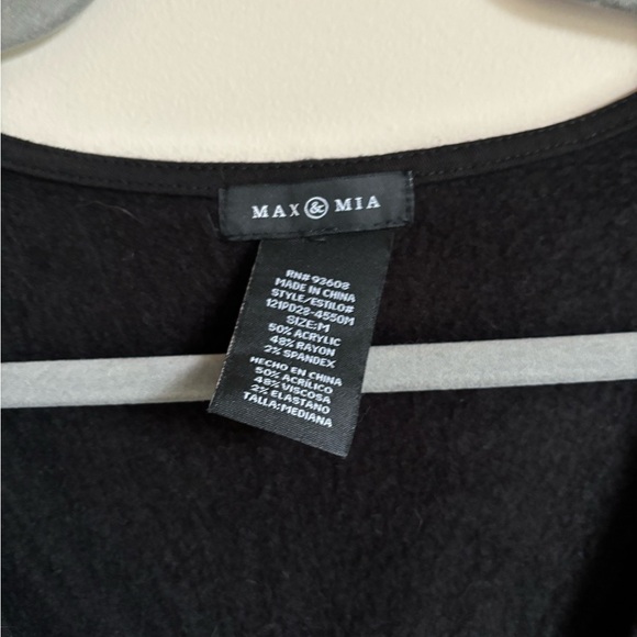 Max and Mia Women’s On the Go Romper - Picture 3 of 3